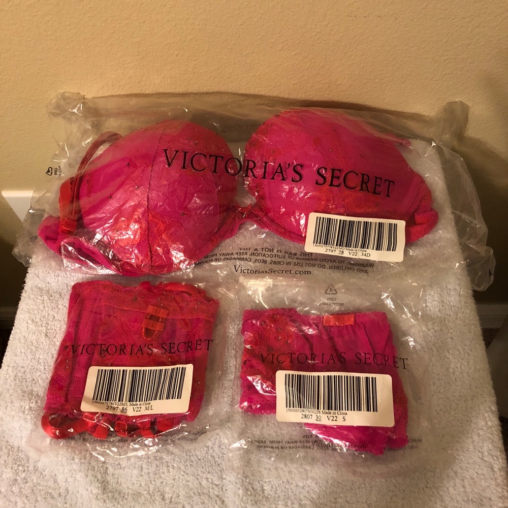 Victoria secret set